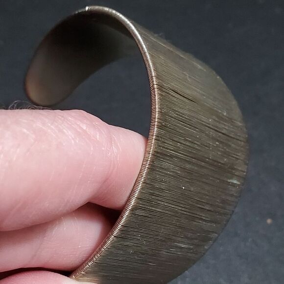 *Sale* Silver and copper colored cuff bracelet - Picture 7 of 7